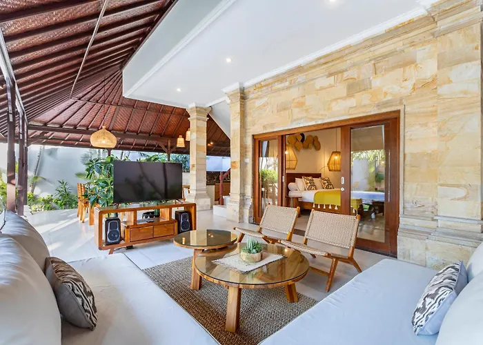 Villa Viona 3 - 3 Bdr Villa, Walk To The