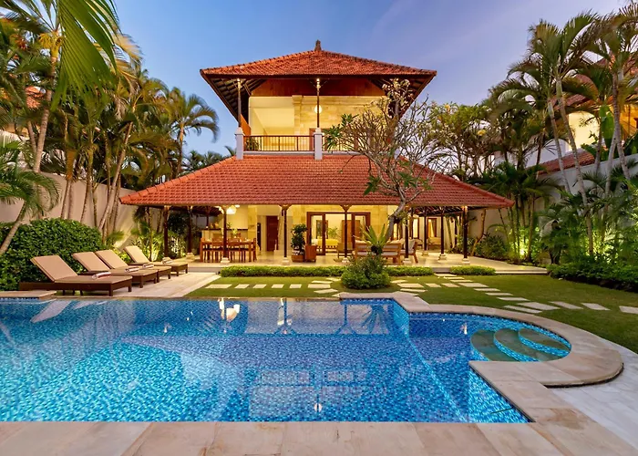 Villa Viona 3 - 3 Bdr Villa, Walk To The Seminyak