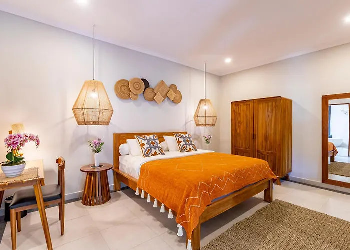 Viona 3 - 3 Bdr Villa, Walk To The Seminyak
