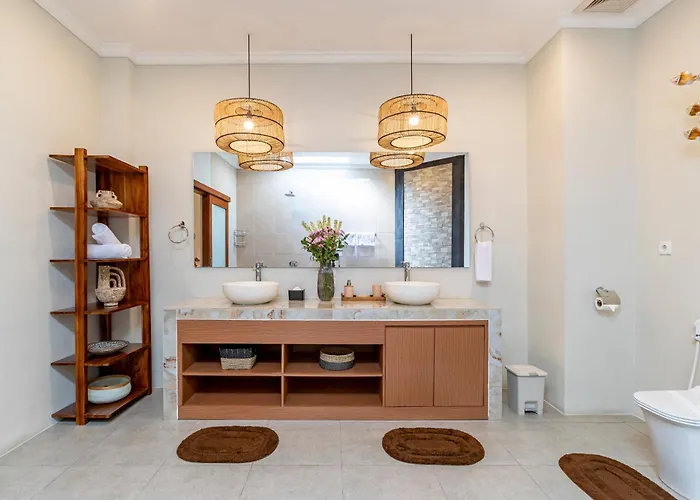 Villa Viona 3 - 3 Bdr Villa, Walk To The