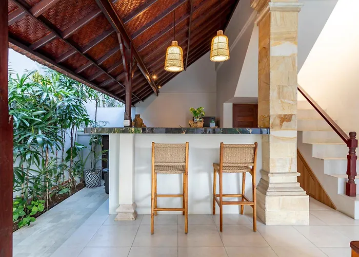 Villa Viona 3 - 3 Bdr Villa, Walk To The