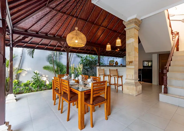 Viona 3 - 3 Bdr Villa, Walk To The Seminyak